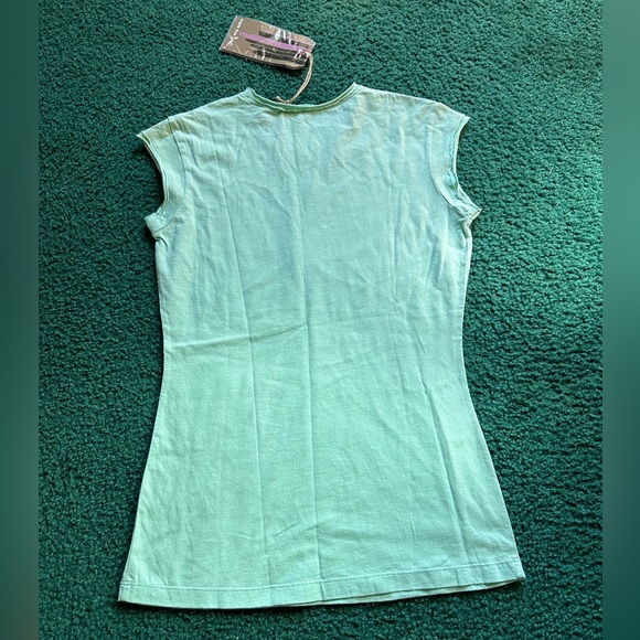 Women’s ED HARDY tshirt - Picture 2 of 3